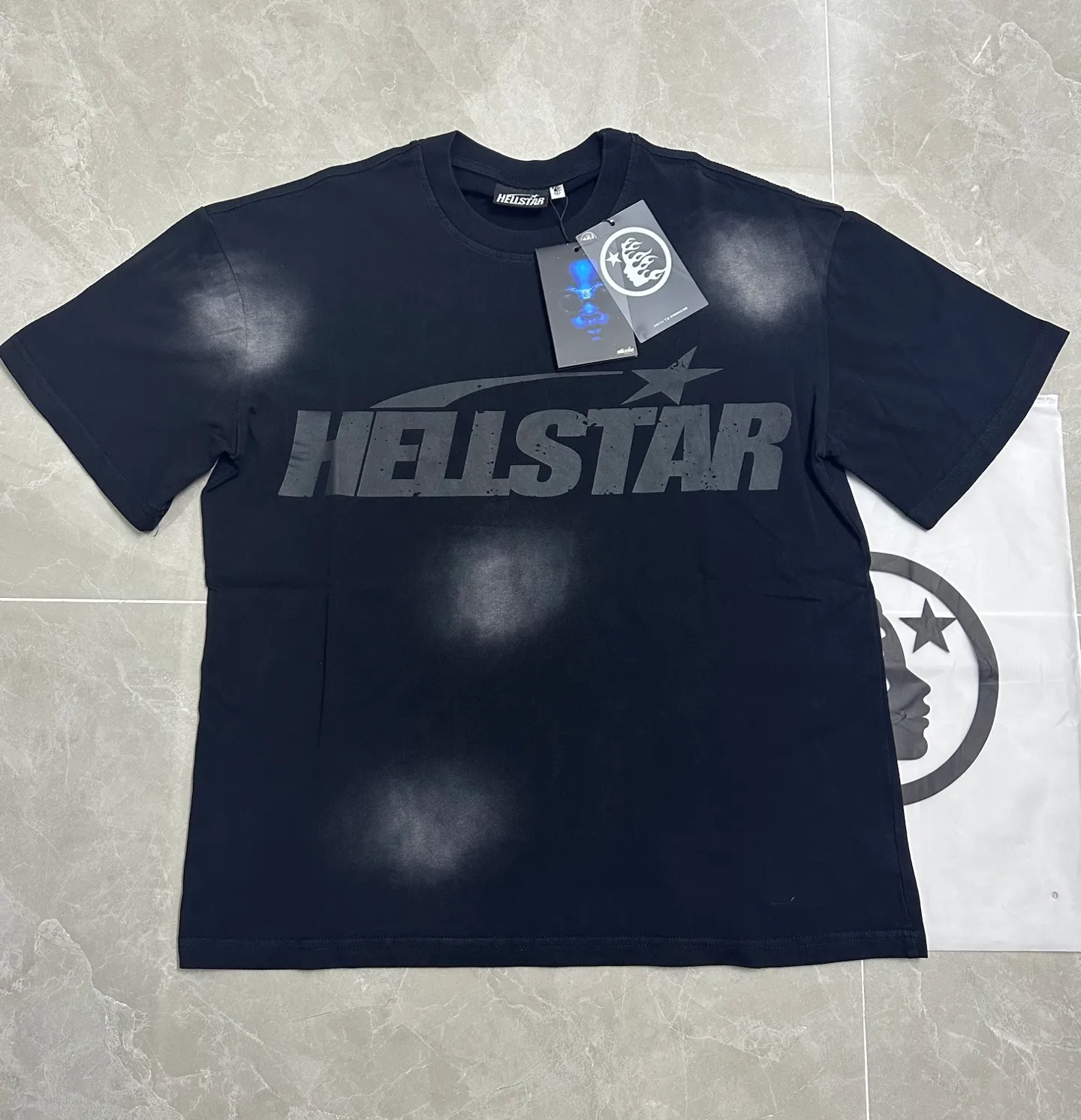 110# ｜P62 Hellstar T （fabric):32 250 Sizes（size）：S-M- L- X L （colour）： Black